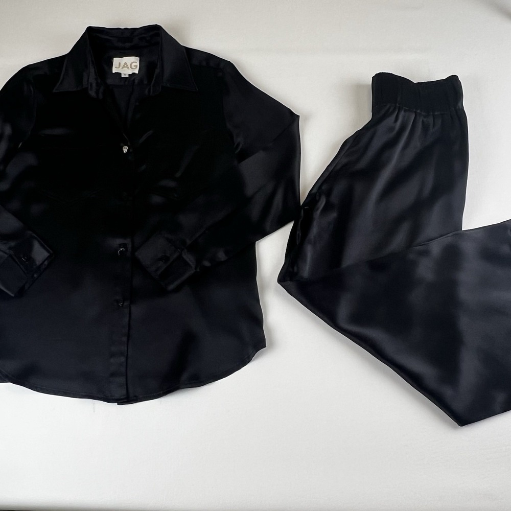 Jaggy Black Satin Pajama Set